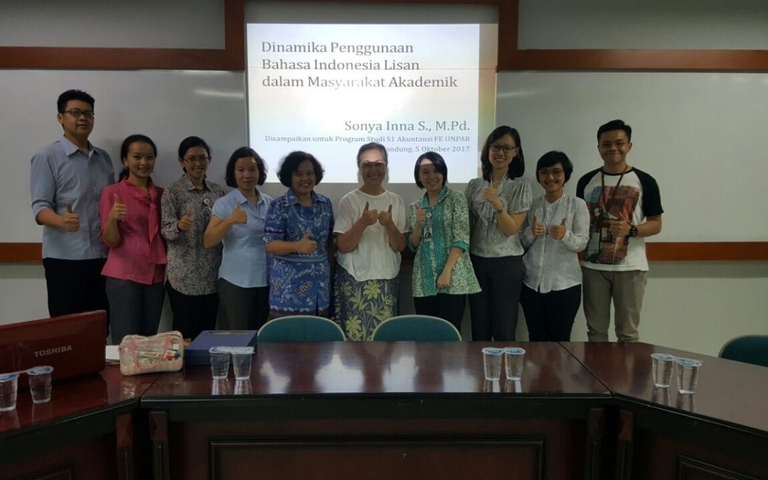 Dinamika Penggunaan Bahasa Indonesia Lisan Dalam Masyarakat Akademik