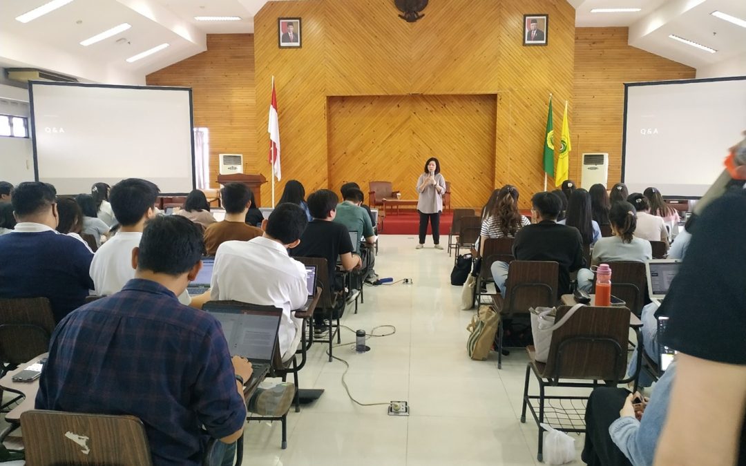 Kuliah Umum “Data Driven Customer Experience and Decision Making”