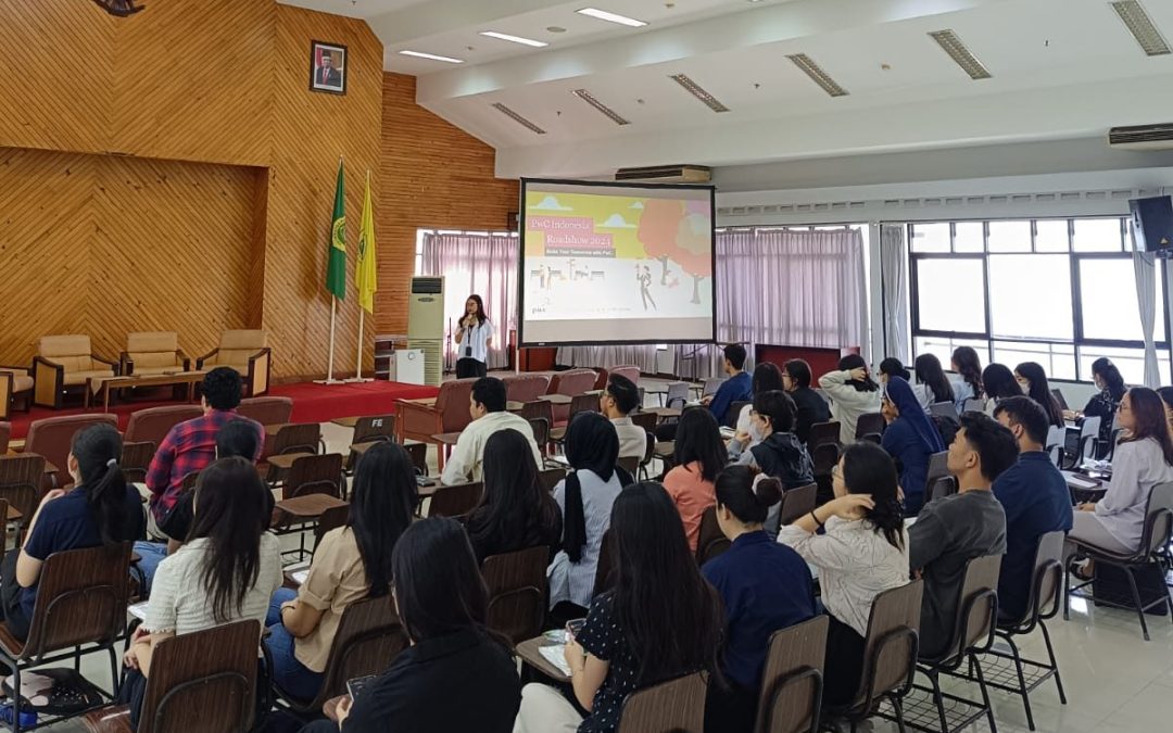Sharing Session dan PWC Campus Recruitment
